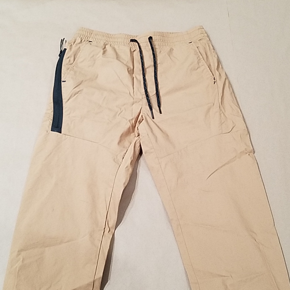 Like new american eagle joggers